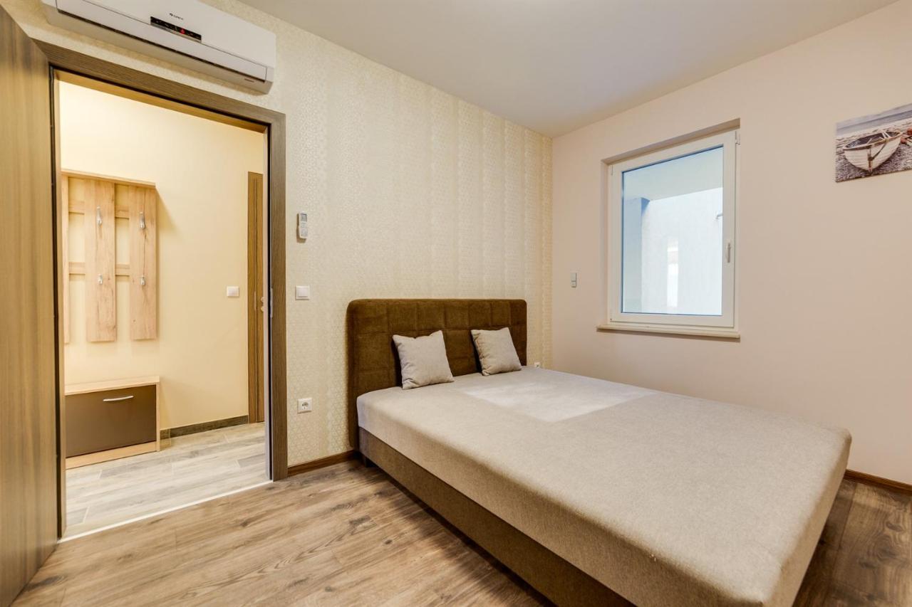 Forest Foeldvar Apartmanok By Bltn Balatonföldvár Buitenkant foto