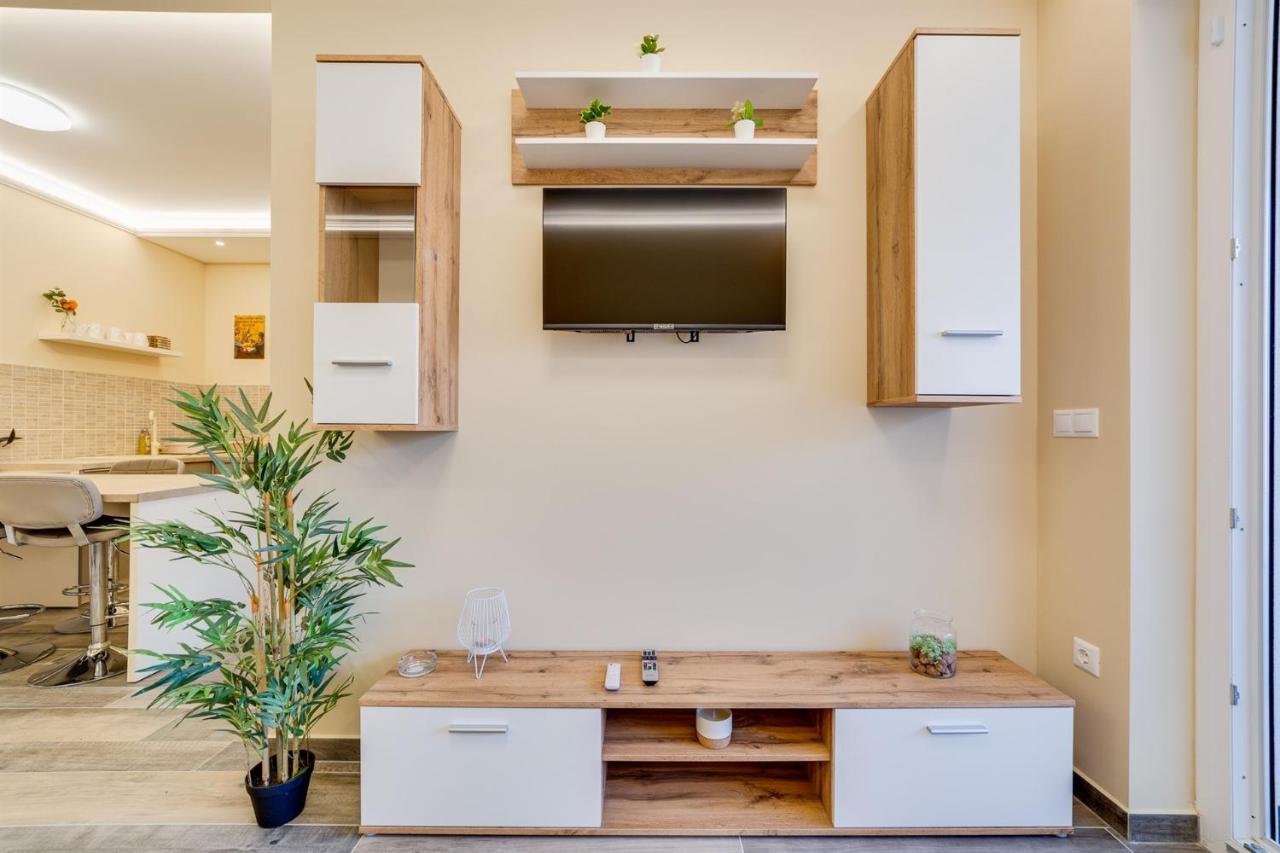 Forest Foeldvar Apartmanok By Bltn Balatonföldvár Buitenkant foto