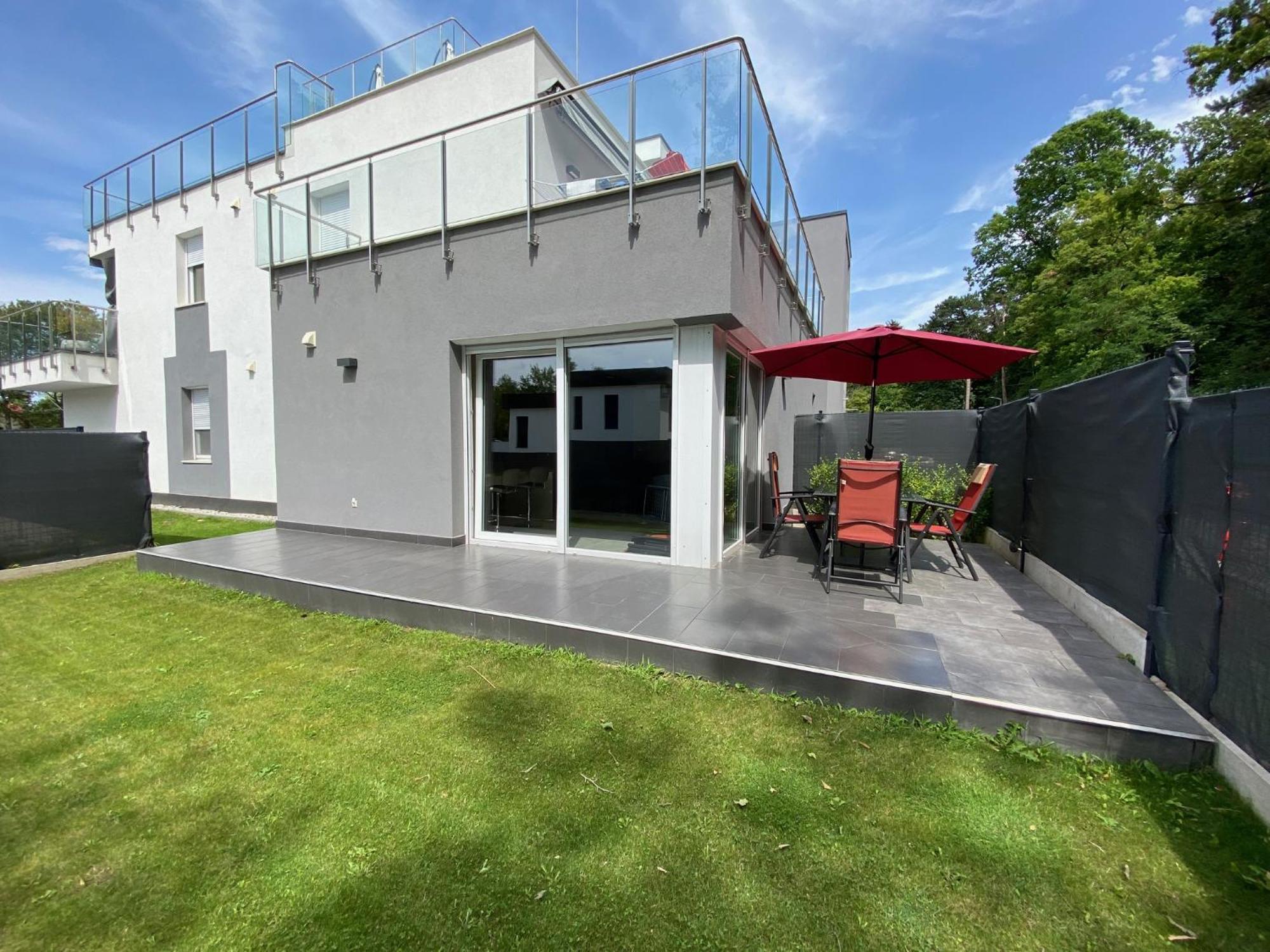 Forest Foeldvar Apartmanok By Bltn Balatonföldvár Buitenkant foto